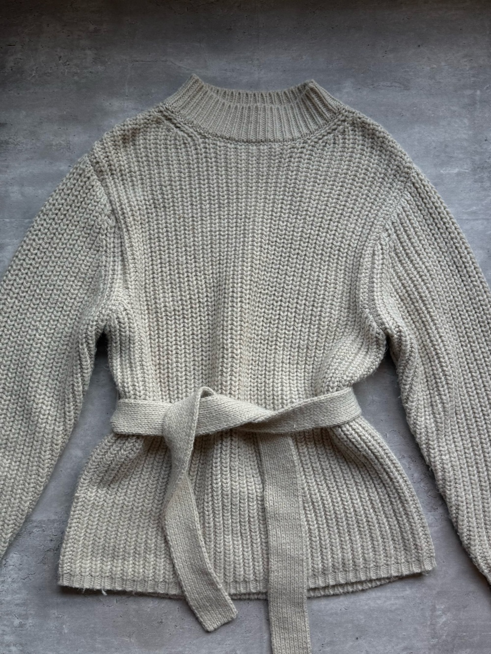 Zara  Belted Chunky Knit Sweater - Light Beige
